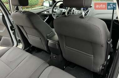 Хэтчбек Ford Focus 2014 в 