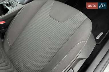 Хэтчбек Ford Focus 2014 в 