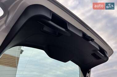 Хэтчбек Ford Focus 2014 в 