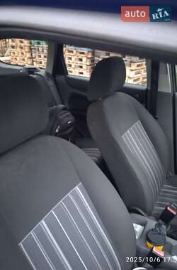 Універсал Ford Focus 2008 в  фото 4 Універсал Ford Focus 2008 в