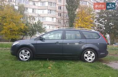 Ford Focus 2011