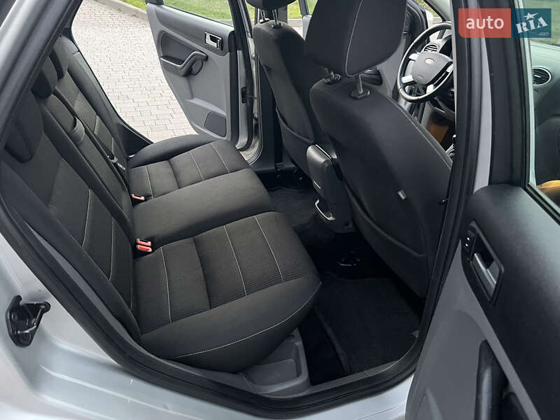 Хэтчбек Ford Focus 2009 в Стрые