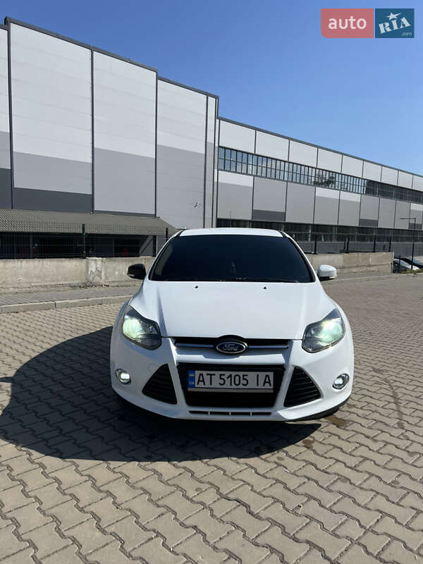 Седан Ford Focus 2013 в Ивано-Франковске