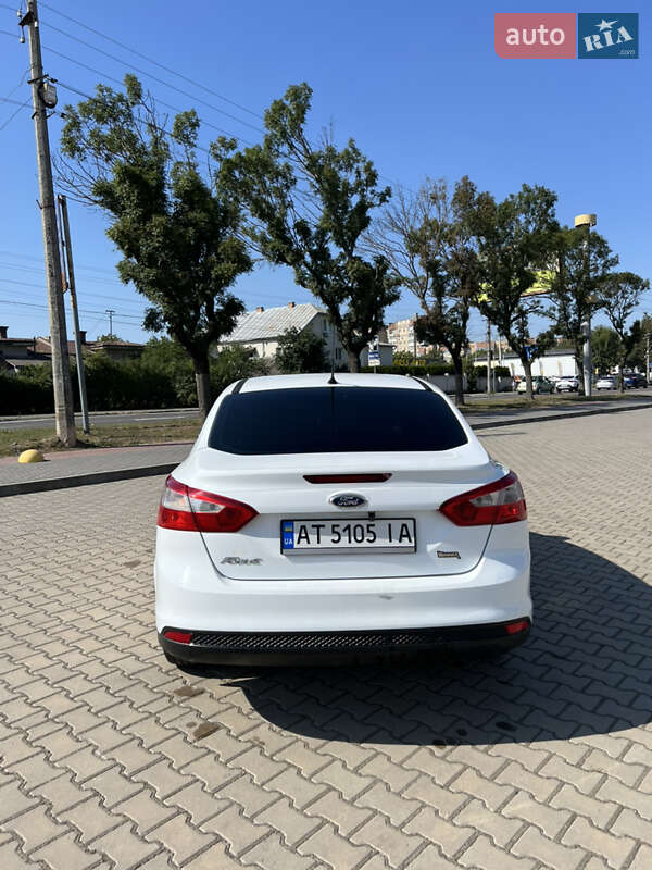Седан Ford Focus 2013 в Ивано-Франковске