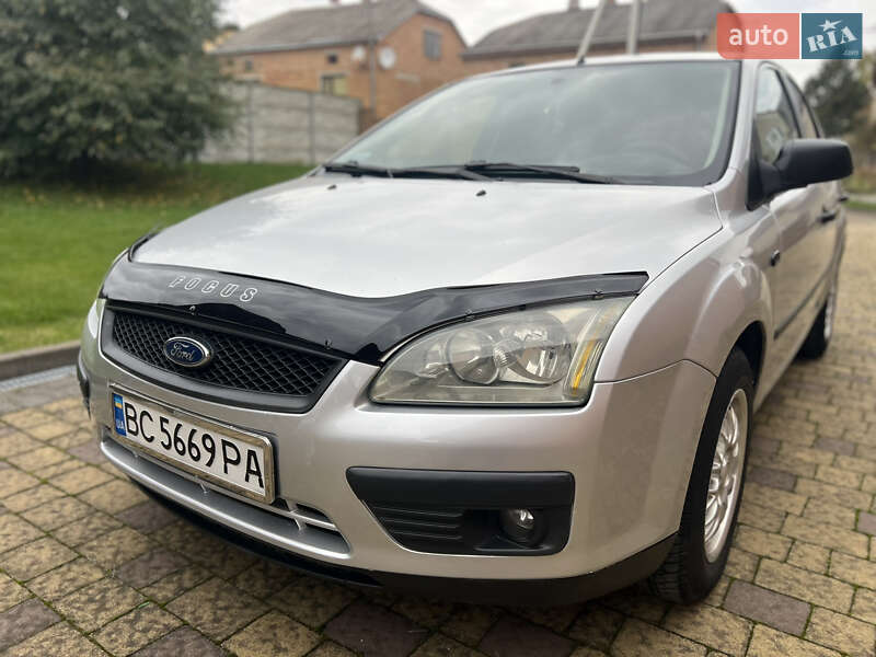 Хэтчбек Ford Focus 2005 в Львове