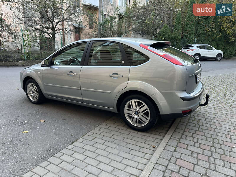 Хетчбек Ford Focus 2005 в Чернівцях фото 13 Хетчбек Ford Focus 2005 в Чернівцях