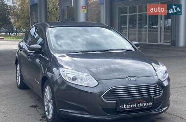 Хэтчбек Ford Focus 2017 в 