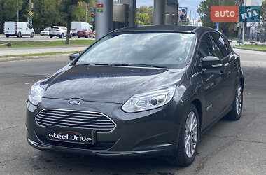 Хэтчбек Ford Focus 2017 в 