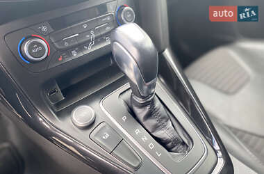 Хэтчбек Ford Focus 2017 в 