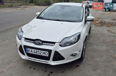 Седан Ford Focus 2014 в  фото 2 Седан Ford Focus 2014 в
