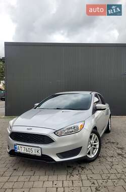 Седан Ford Focus 2015 в 