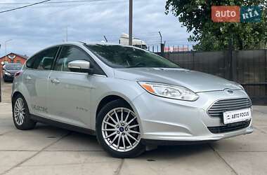 Седан Ford Focus 2016 в Киеве