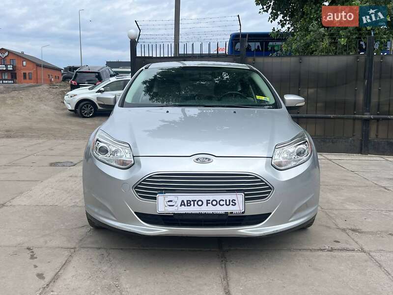 Седан Ford Focus 2016 в Києві