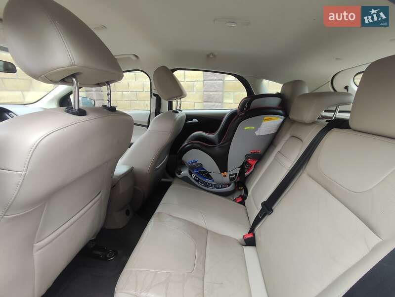 Хетчбек Ford Focus 2013 в Тернополі