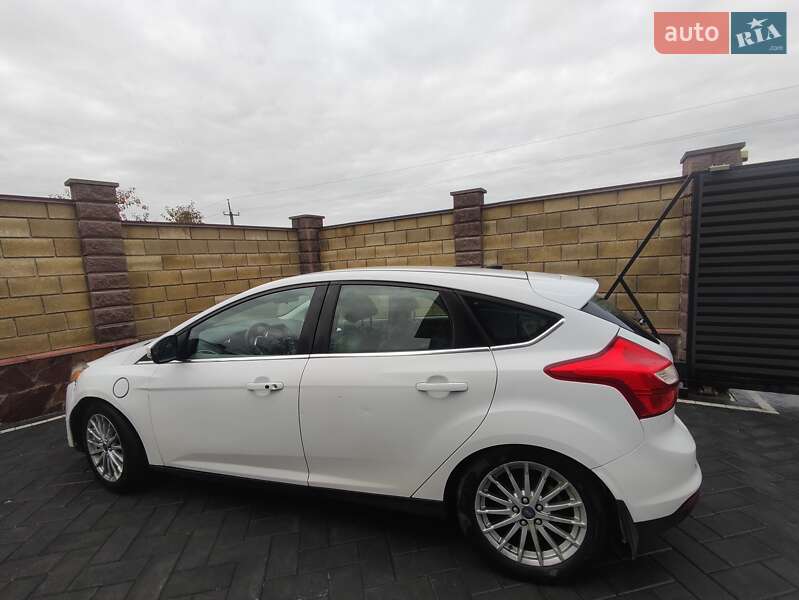 Хетчбек Ford Focus 2013 в Тернополі