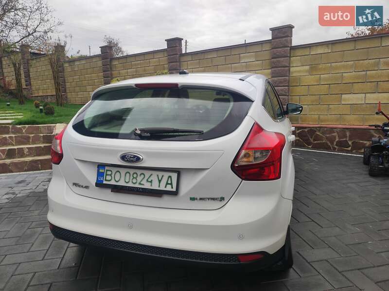 Хетчбек Ford Focus 2013 в Тернополі