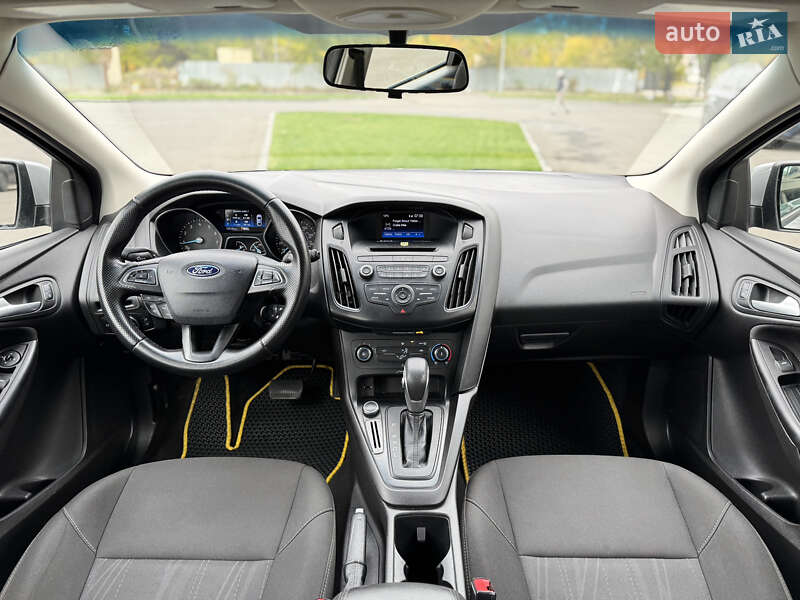 Хетчбек Ford Focus 2017 в Дніпрі фото 16 Хетчбек Ford Focus 2017 в Дніпрі