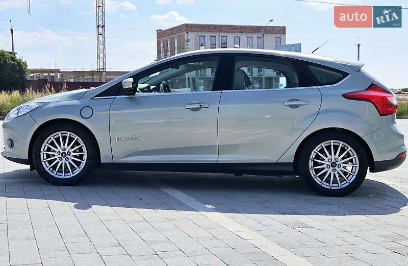 Хетчбек Ford Focus 2014 в Львові