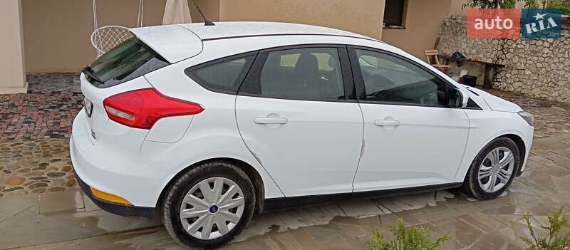 Хетчбек Ford Focus 2015 в Тернополі