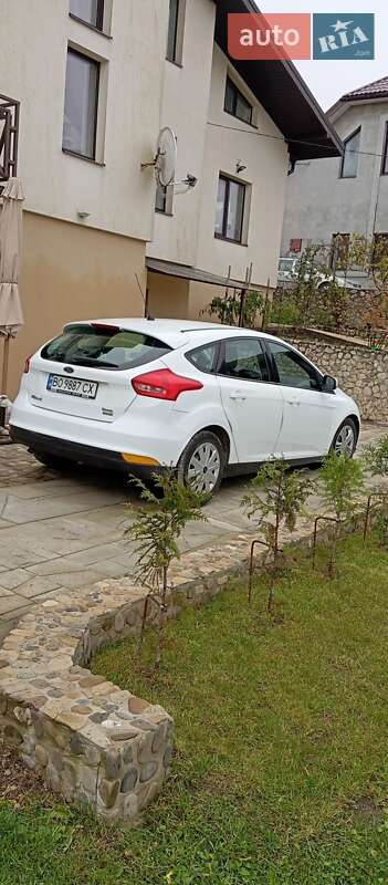 Хетчбек Ford Focus 2015 в Тернополі