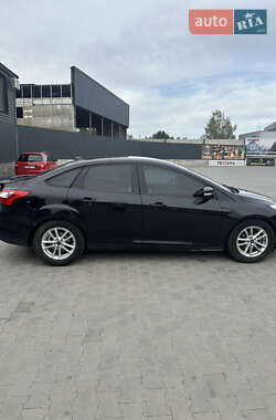 Седан Ford Focus 2014 в 