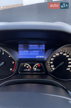 Універсал Ford Focus 2013 в  фото 27 Універсал Ford Focus 2013 в