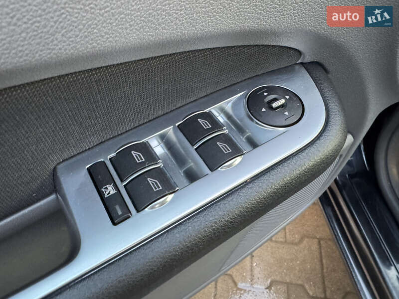 Хэтчбек Ford Focus 2010 в Луцке