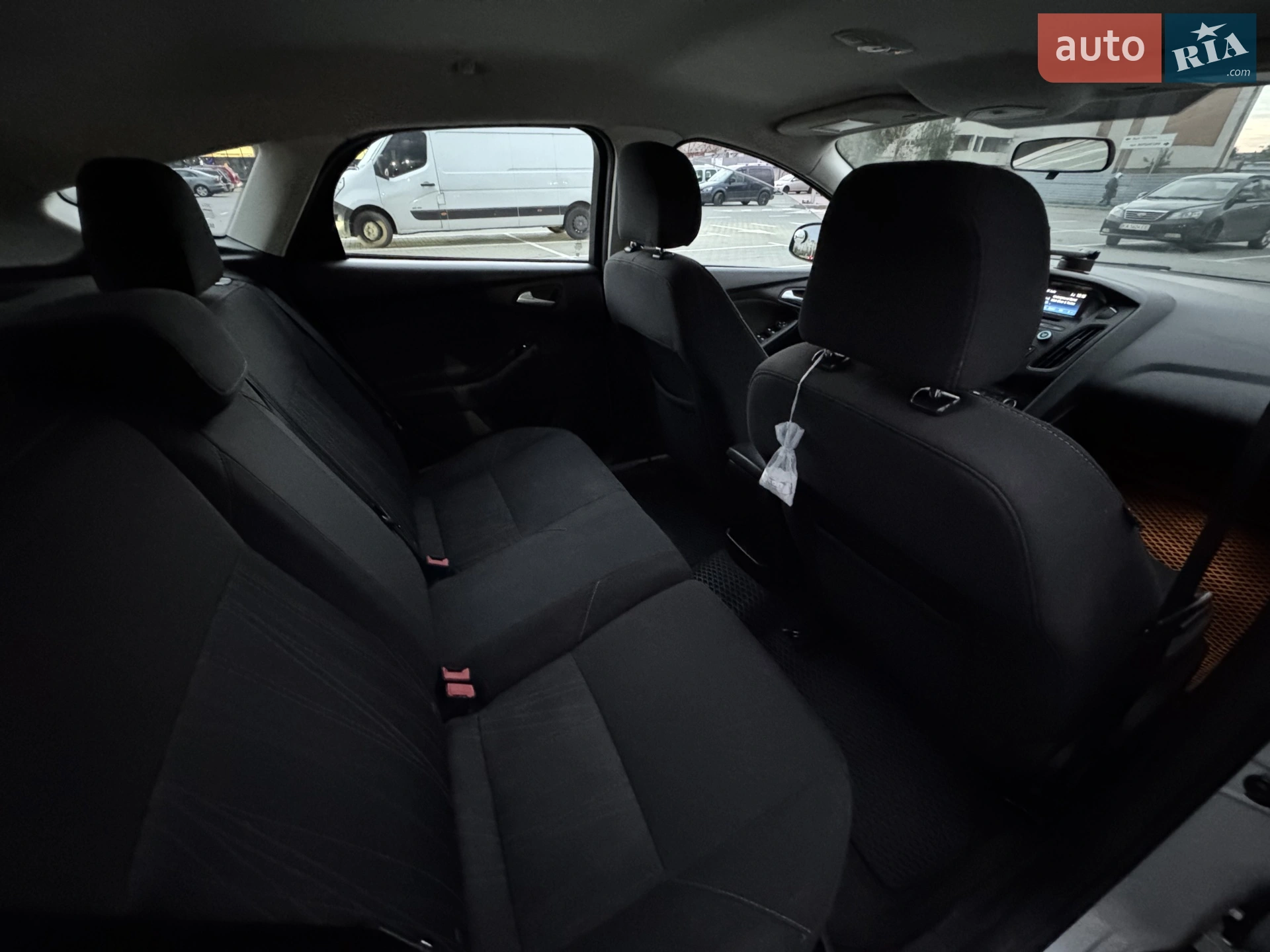 2016 Ford Focus - мініатюра 8