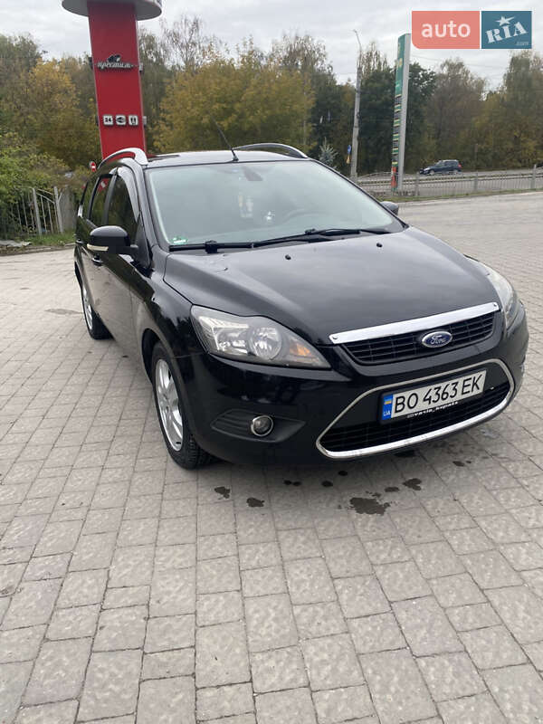 Универсал Ford Focus 2010 в 