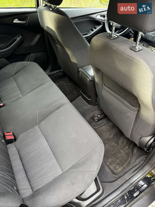 Седан Ford Focus 2016 в Одесі фото 10 Седан Ford Focus 2016 в Одесі