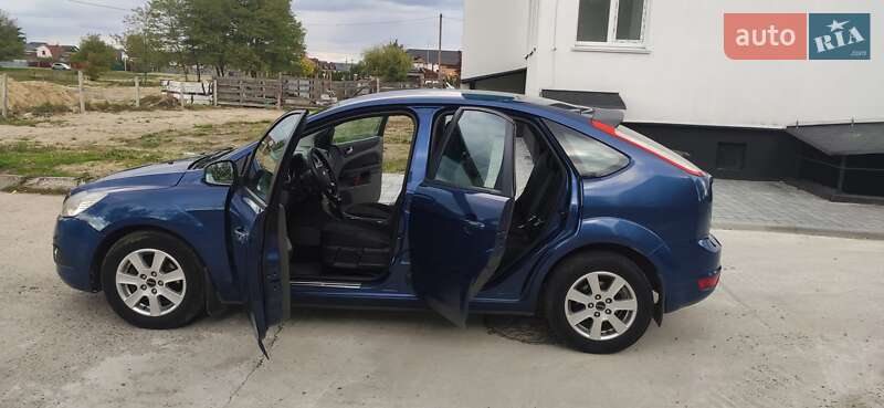 Хетчбек Ford Focus 2008 в Вараші