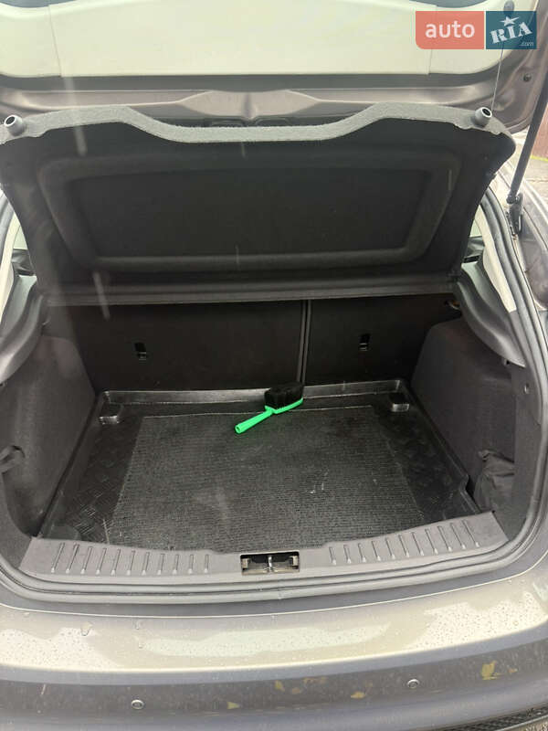 Хетчбек Ford Focus 2013 в Києві фото 16 Хетчбек Ford Focus 2013 в Києві