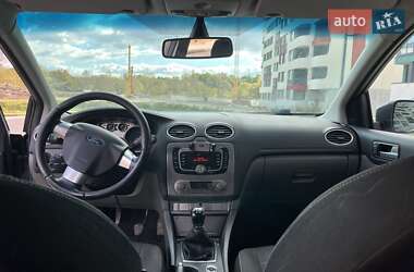 Ford Focus 2010 Ford Focus 2010
