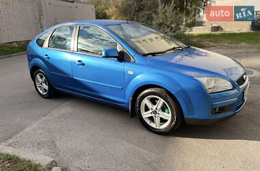 Хэтчбек Ford Focus 2007 в 