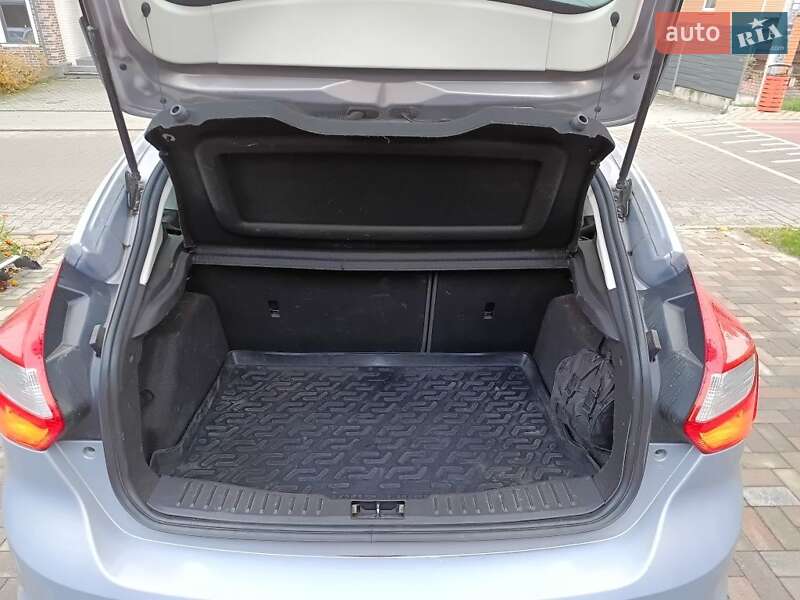 Хетчбек Ford Focus 2013 в Ірпені фото 11 Хетчбек Ford Focus 2013 в Ірпені