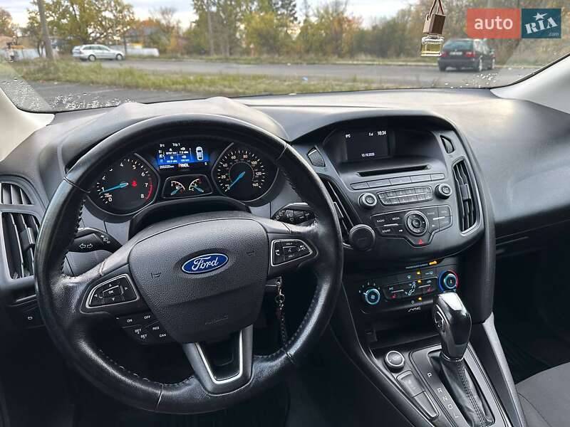 Хетчбек Ford Focus 2015 в Рівному фото 14 Хетчбек Ford Focus 2015 в Рівному