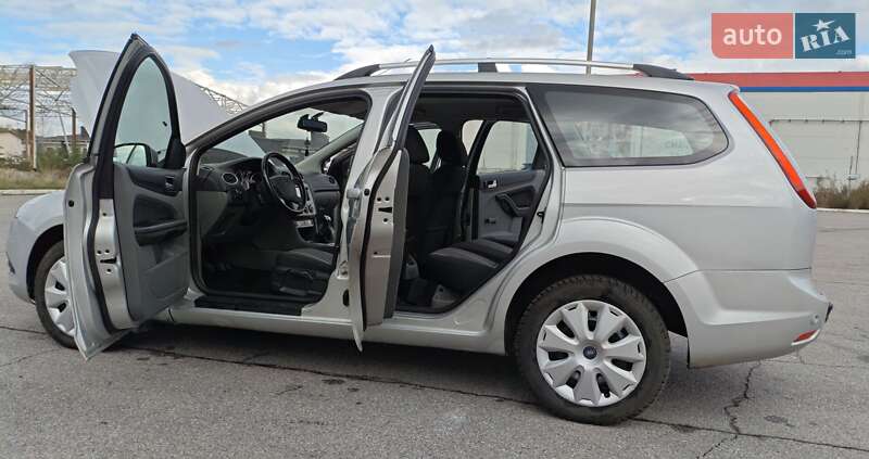 Універсал Ford Focus 2010 в Чернігові фото 7 Універсал Ford Focus 2010 в Чернігові