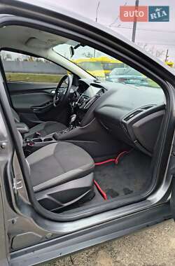 Седан Ford Focus 2013 в 