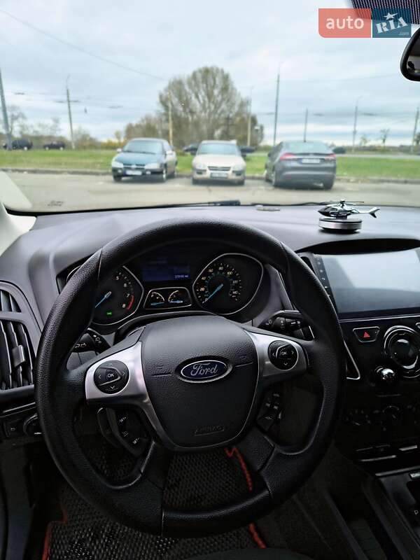 Седан Ford Focus 2013 в Києві