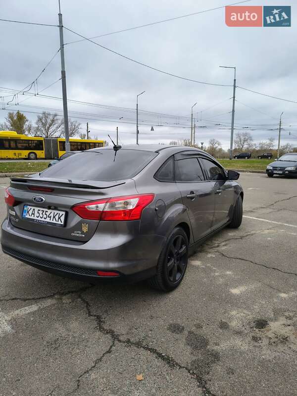 Седан Ford Focus 2013 в Києві