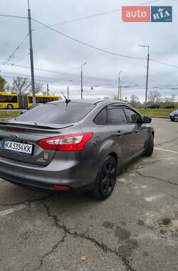 Седан Ford Focus 2013 в 