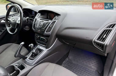 Універсал Ford Focus 2013 в  фото 23 Універсал Ford Focus 2013 в