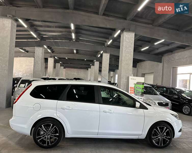 Универсал Ford Focus 2009 в Каменском фото 8 Универсал Ford Focus 2009 в Каменском