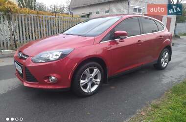 Хетчбек Ford Focus 2013 в 