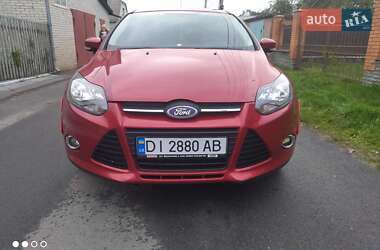Хетчбек Ford Focus 2013 в 