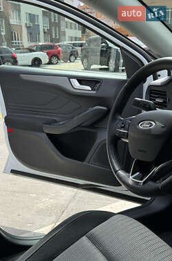 Хетчбек Ford Focus 2019 в  фото 13 Хетчбек Ford Focus 2019 в