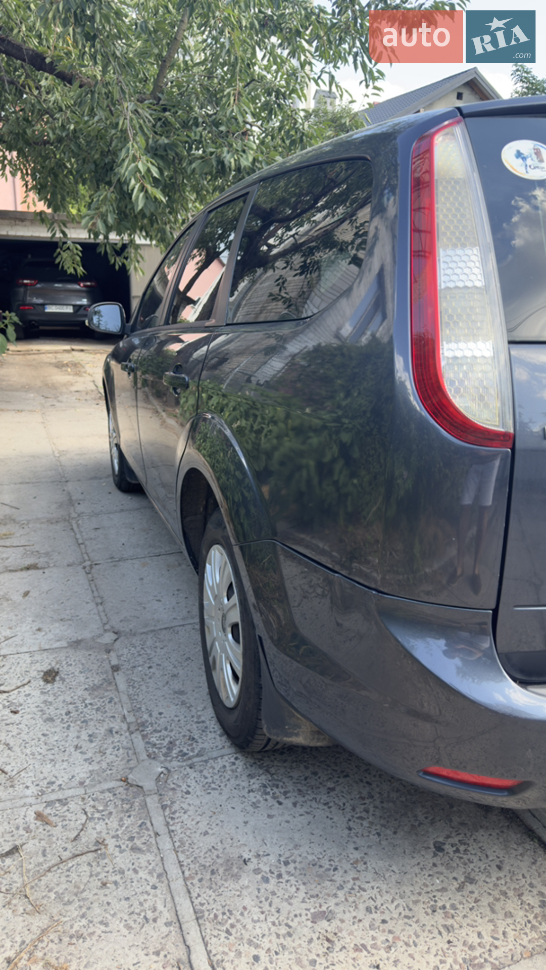 2010 Ford Focus - мініатюра 4