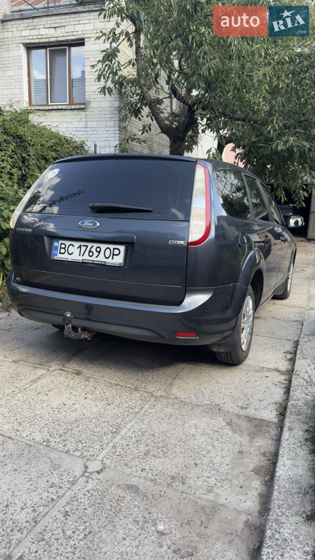 2010 Ford Focus - мініатюра 2