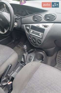 Универсал Ford Focus 2000 в 