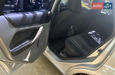 Хетчбек Ford Focus 2011 в  фото 8 Хетчбек Ford Focus 2011 в